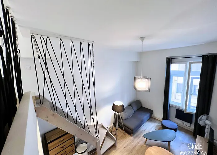 アパート Hyper Centre : Deco Atelier Ou Mezzanine リヨン